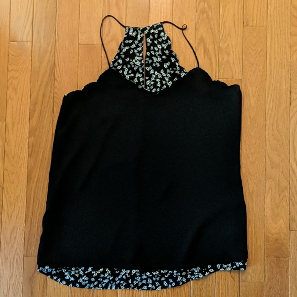 Express Reversible Tank Top - Picture 3 of 4